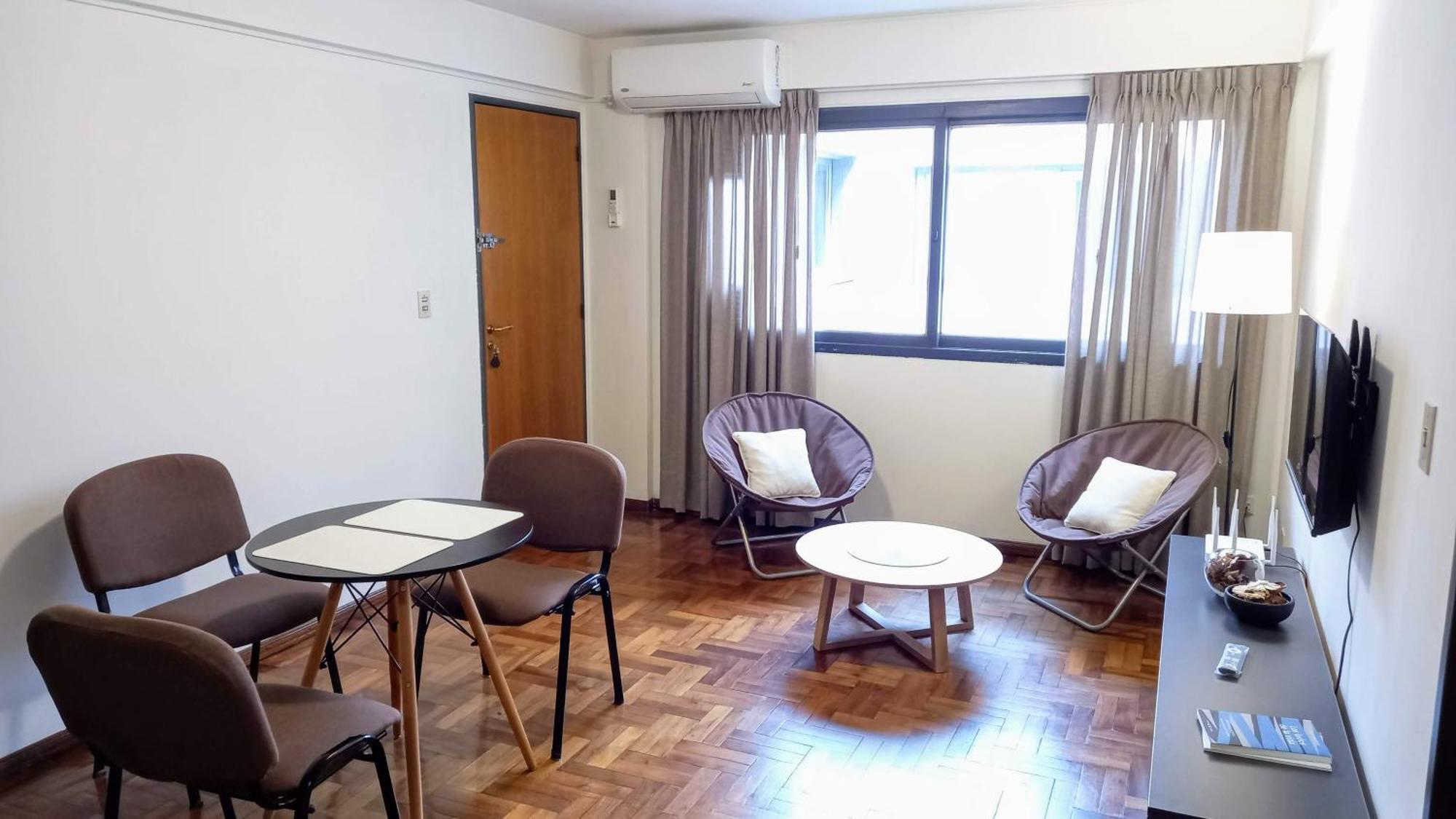 Calido Dos Ambientes A Metros De Plaza Independencia Apartment *